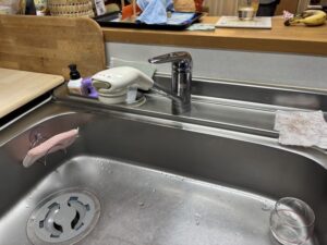 広島キッチン取付け隊　ワンホールシングル水栓の取替　施工前 　